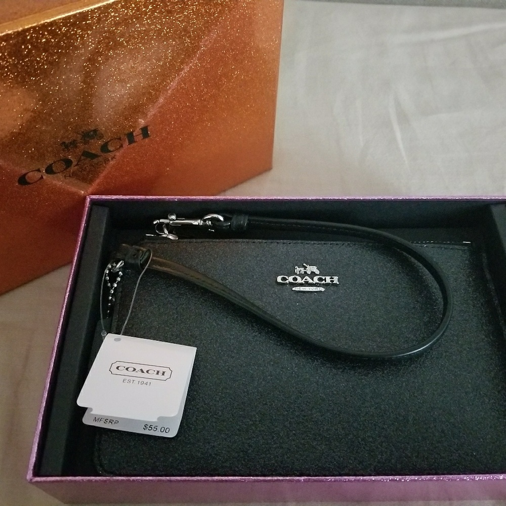 Authentic Coach wristlet - Picture 2 of 3